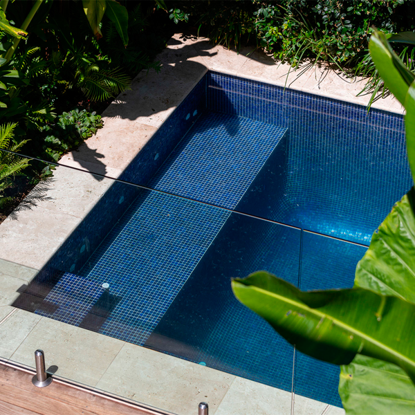 plunge pool in the garden