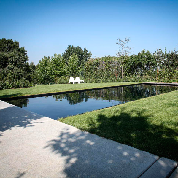 black overflow pool by LDX Pools