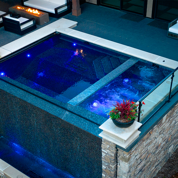 mini infinity pool and spa by High Tech Pools