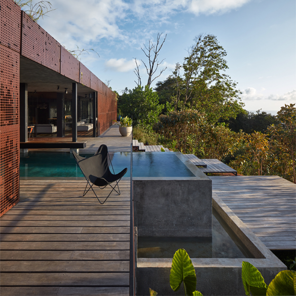 infinity pool in a modern villa by Formafatal