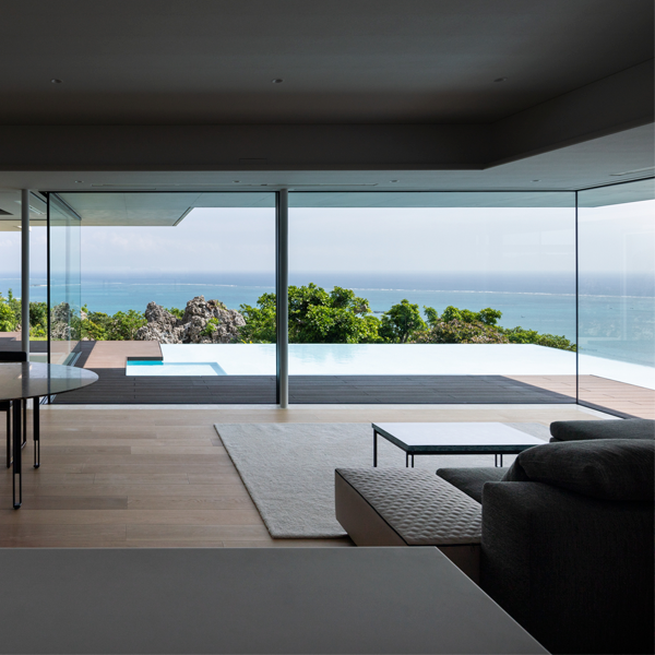modern house with infinity pool by Kidosaki Architects Studio