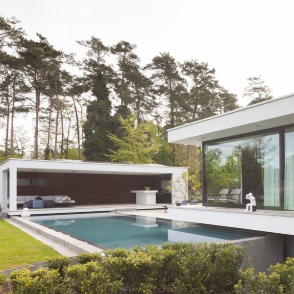 modern overflow pool in a project by EURO 2018