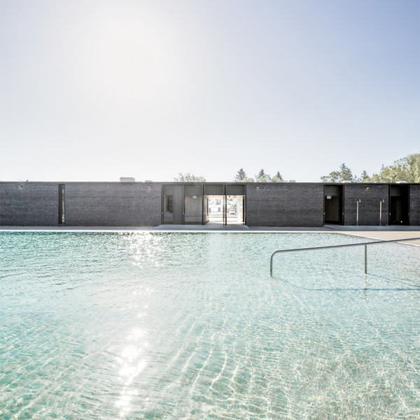 impressive water in a natural public pool