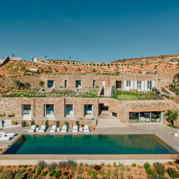 impressive infinity pool of a private villa on the mountain in Greece, by Tsolakis Architects