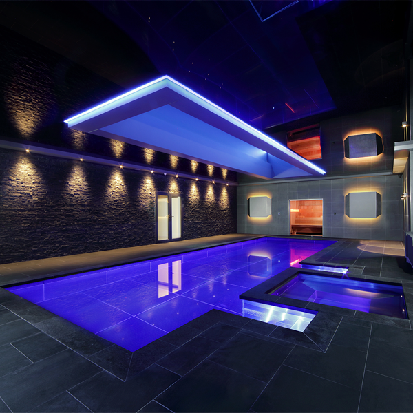 stainless steel pool and spa by Whitewaters