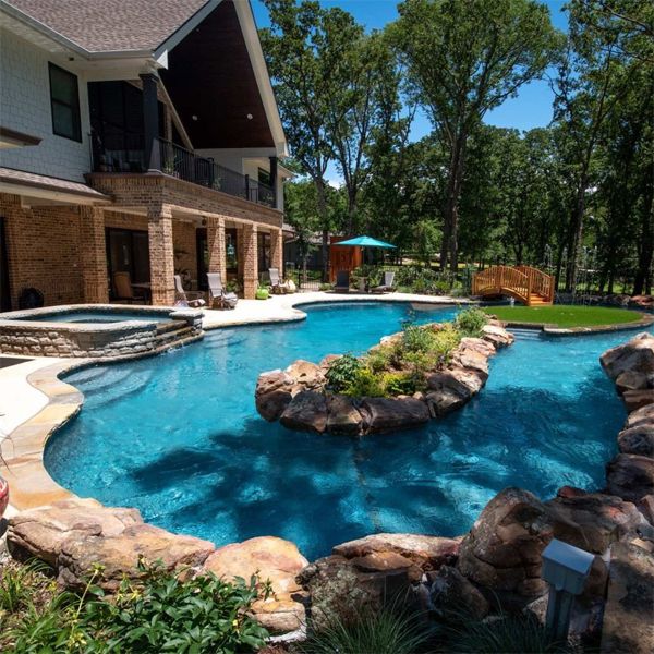Lazy river with spa, by Allison Pools