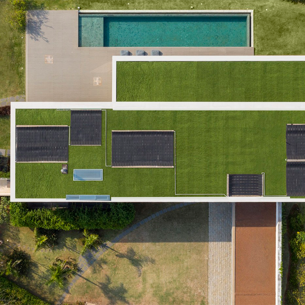 vista aerea piscina minimalista