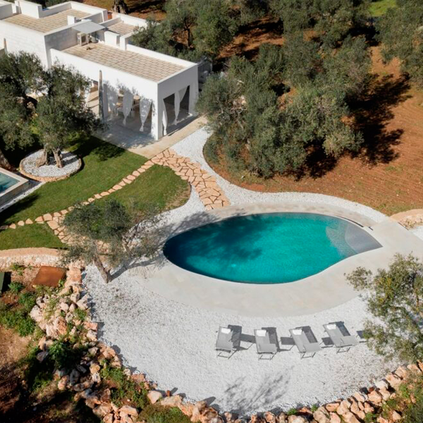 asymmetric infinity pool by SYS Piscine