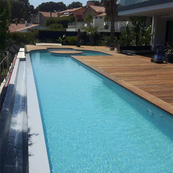 custom infinity pool by Art Deco Piscine