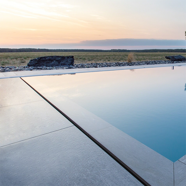 mirror pool