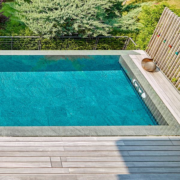 infinity pool by OSPA Schwimmbadtechnik