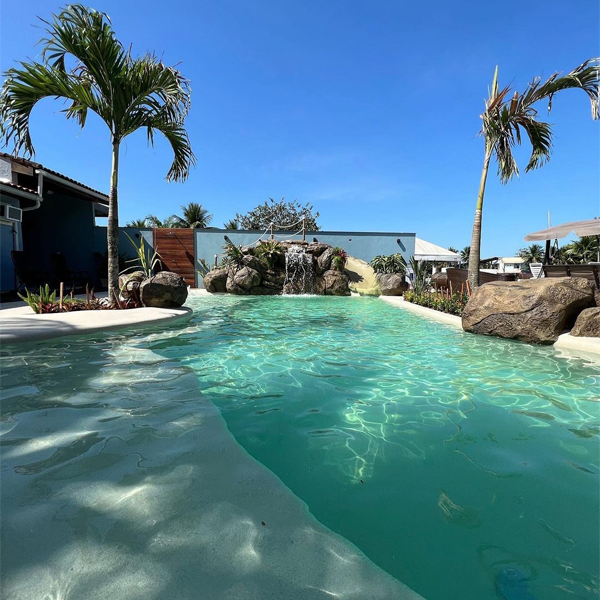 sand pool by Piscina Praia Brazil