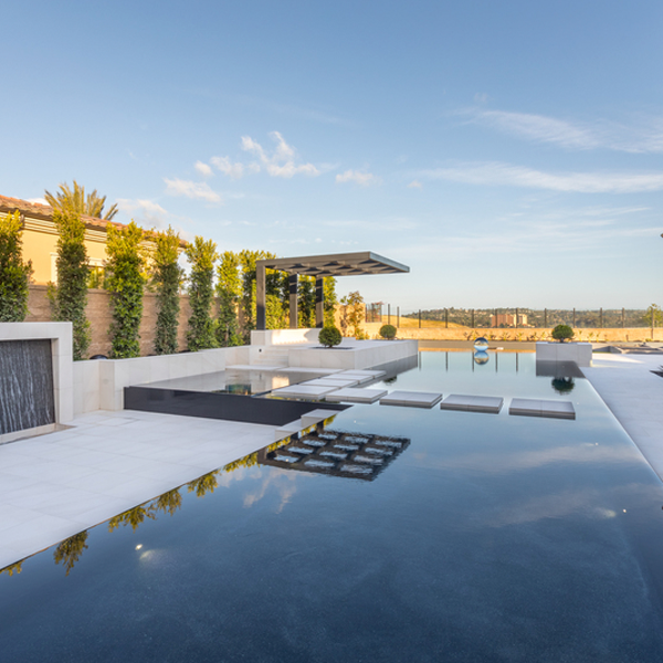 luxury pool and spa by Richard Lusk