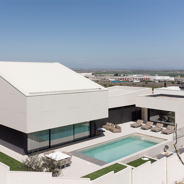 minimalist pool in a project by BR29
