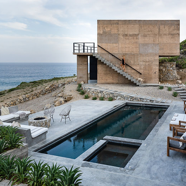 private pool and spa by Roca Arquitectos