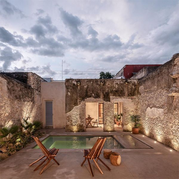 mini pool in a project by Veintediezz