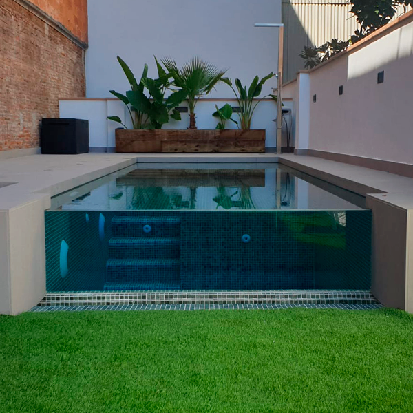 transparent mini pool by DTK Pools