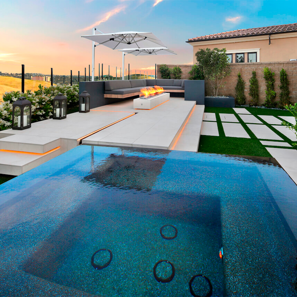 Conjunto piscina spa solarium