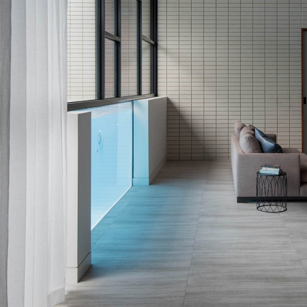 underwater window to house