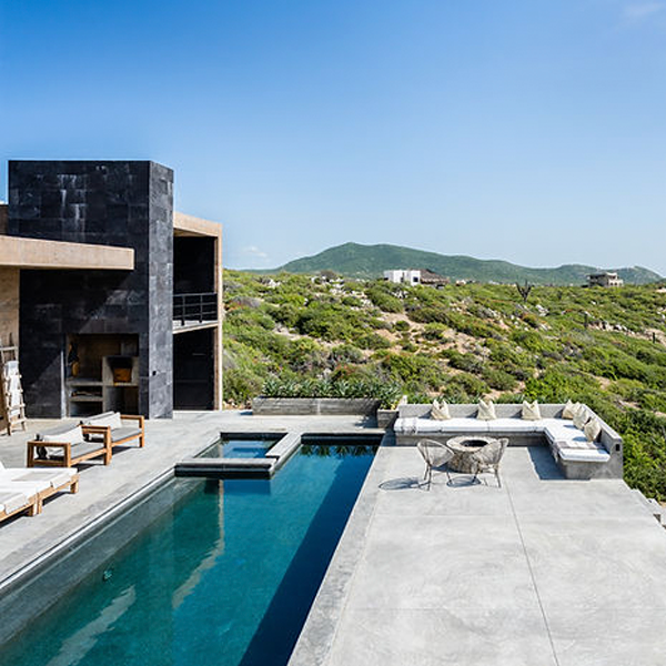 private pool and spa by Roca Arquitectos