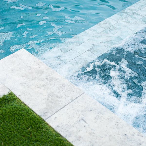 private pool and spa by Heritage Pools