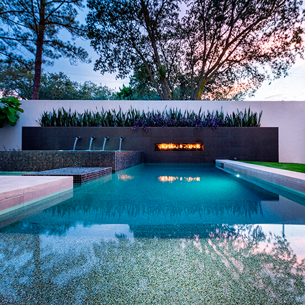 private pool with spa a water jets in the wall