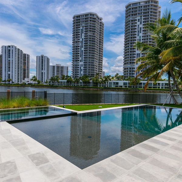 mirror pool and spa by Kiso Group