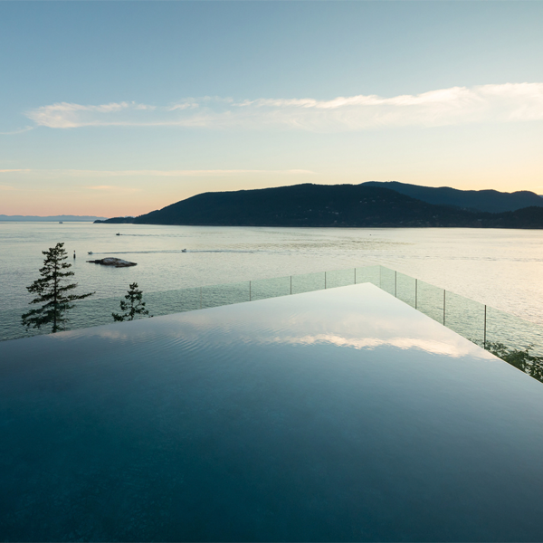 impressive view from an infinity pool