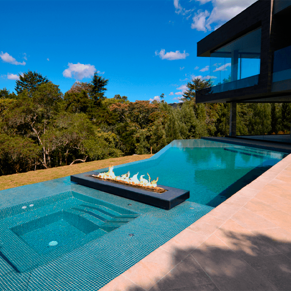 infinity pool and spa