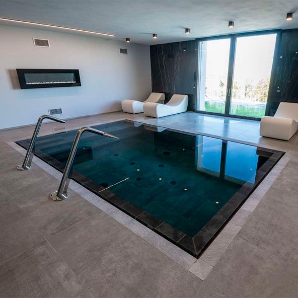 indoor overflow mini pool spa by Professione Piscina