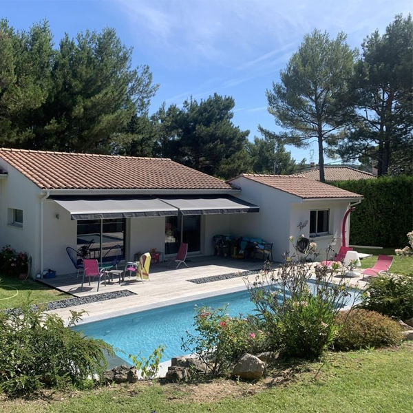 prefab pool in a EPC Travaux project