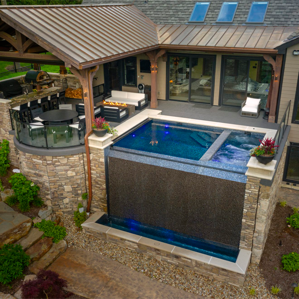 mini infinity pool and spa by High Tech Pools