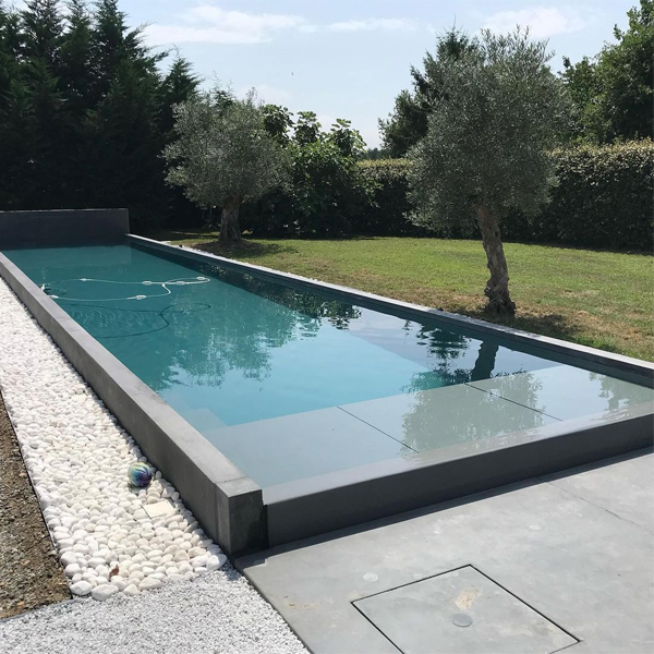 prefab overflow lap pool by Lyneo Piscines