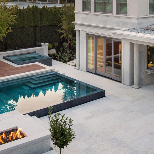 overflow mirror pool and spa by Stevens Pools