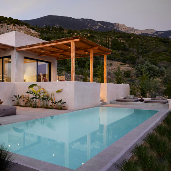 private mirror pool by L Architects