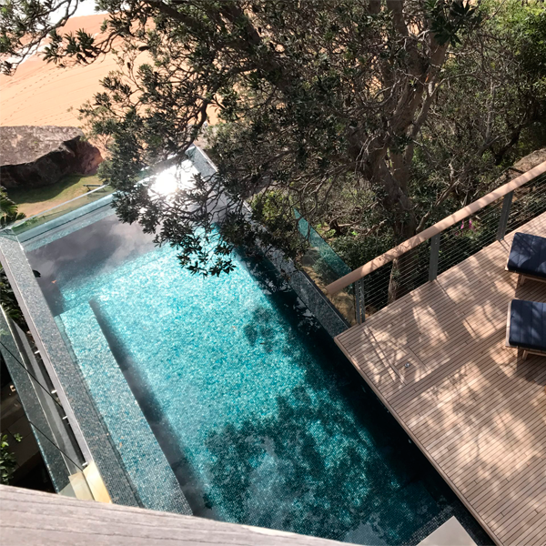 beachside pool and spa by Landart