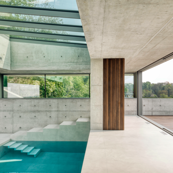 luxuty pool by Dreessen Willemse