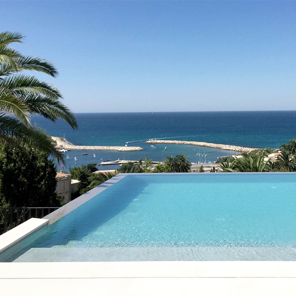 Infinity pool with sea view in Marseilles by Togu Architecture