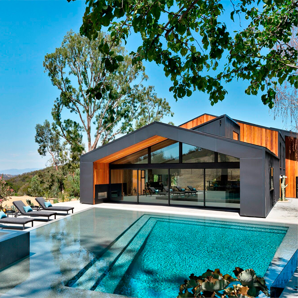 custom pool and spa by AUX Architecture