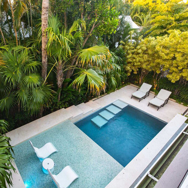 private pool in two heights