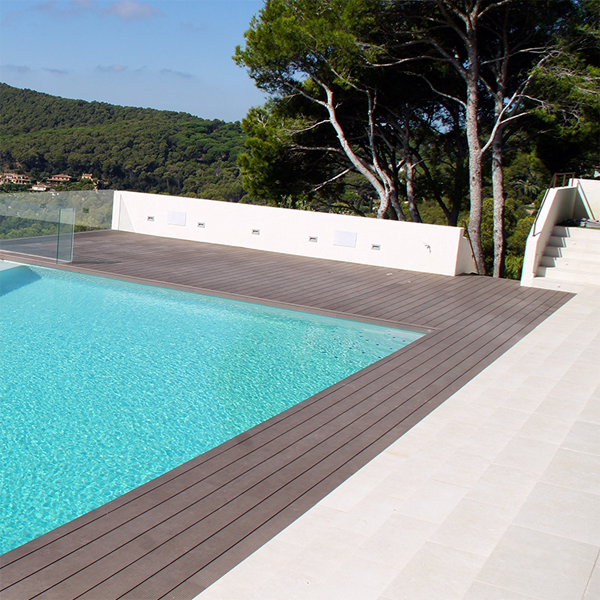 infinity pool par Neda Pool