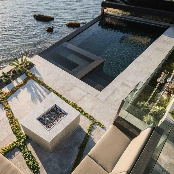 mini pool and spa by A Total Concept