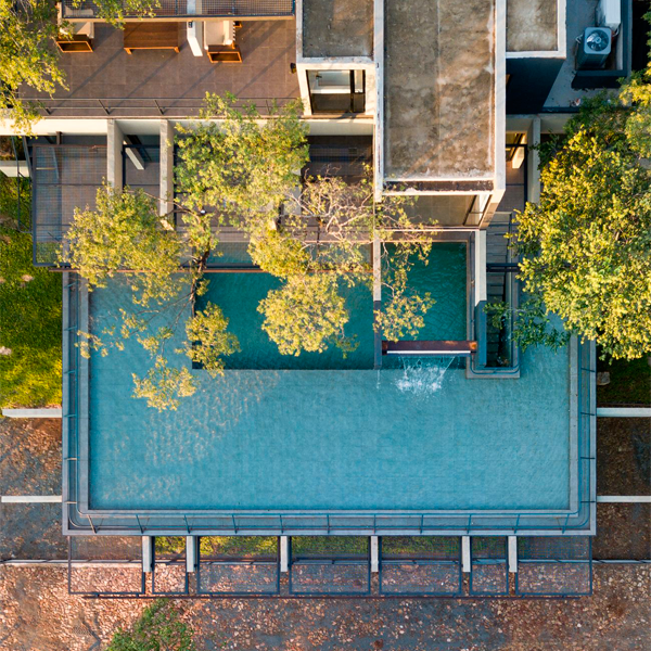 unique pool dron view by Bauen