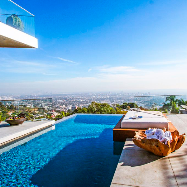 infinity pool by Symphony Pools