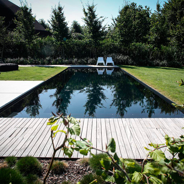 black overflow pool by LDX Pools