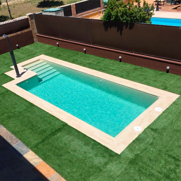 private pool by piscinas dama