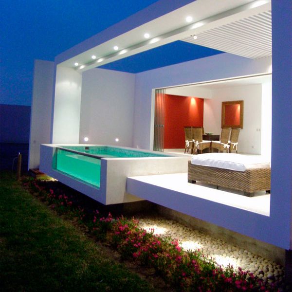 suspended transparent mini pool in a project by Metropolis Peru