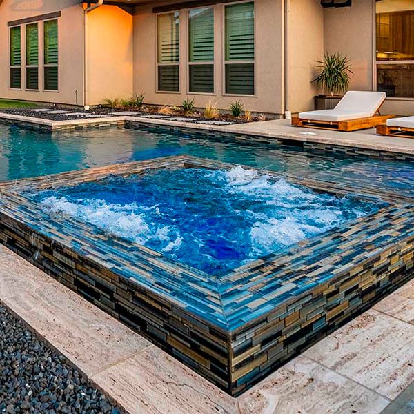 VENTURE CUSTOM POOLS UST051 - Poolique