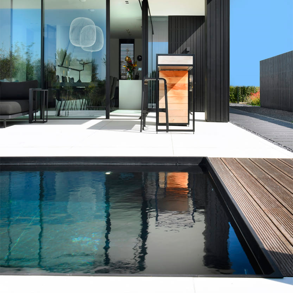 piscina privada y paisajismo por Ambiance Wellness