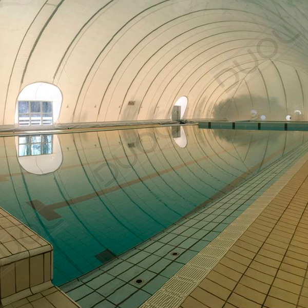 interior de cubierta inflable para piscina de grandes dimensiones